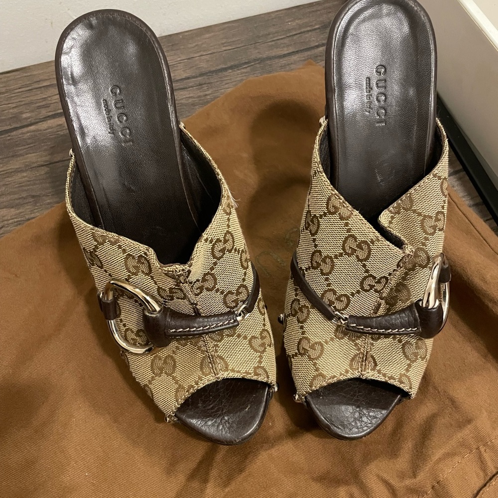 Gucci slides